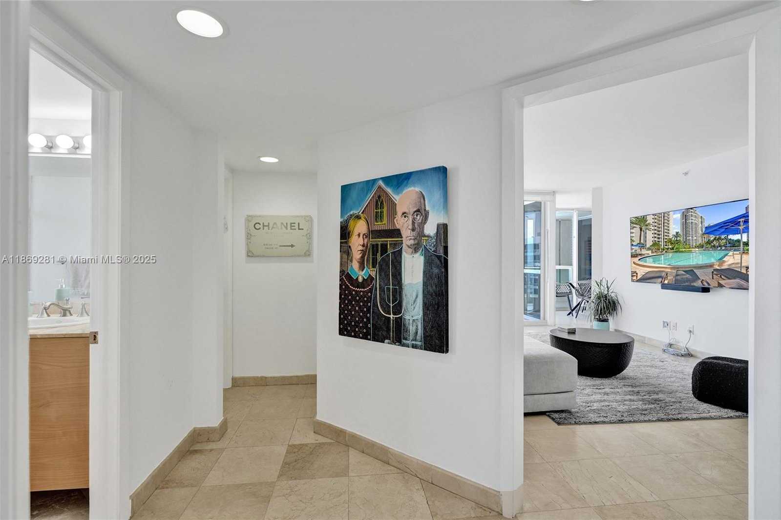 Small Image of 21205 YACHT CLUB DR #3103, Aventura Number 26