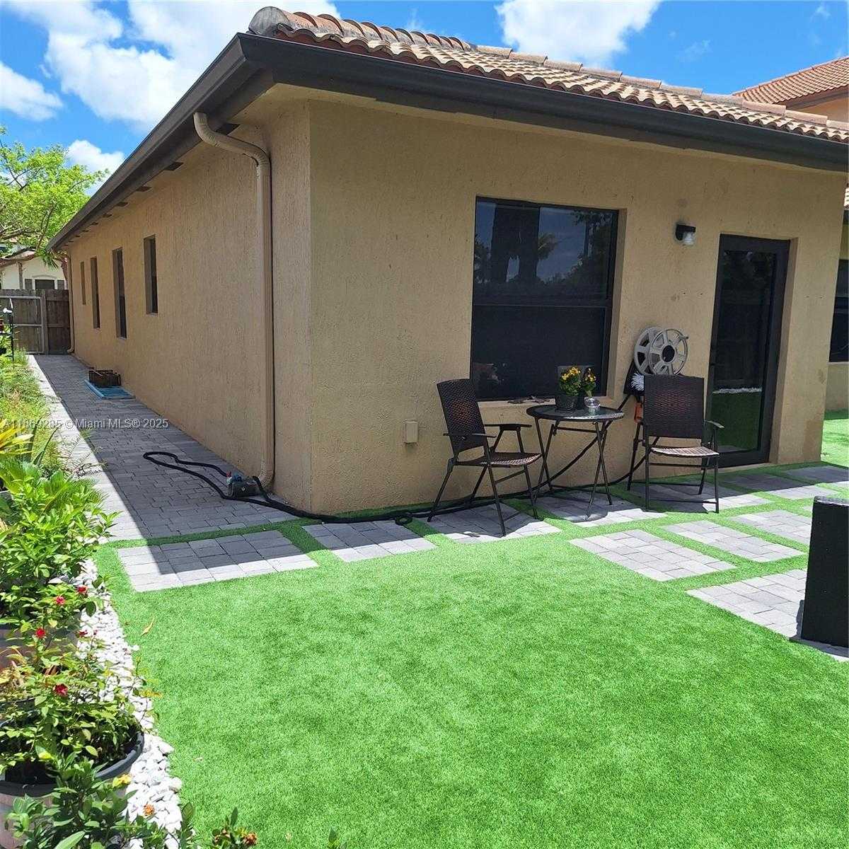 Small Image of 11845 SOUTH WEST 232ND LN, Homestead Number 31