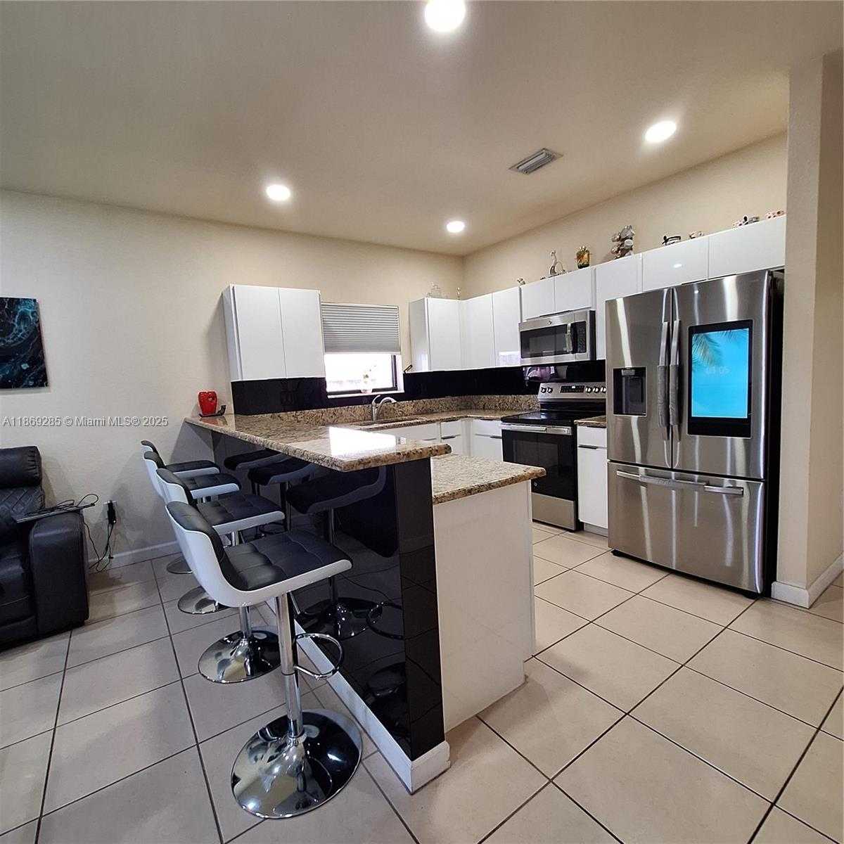 Small Image of 11845 SOUTH WEST 232ND LN, Homestead Number 9