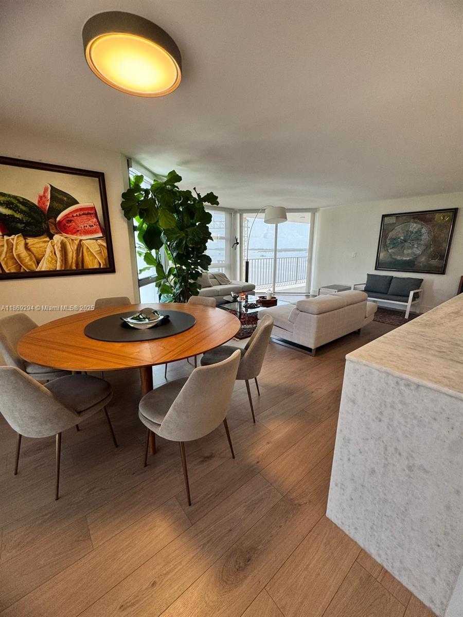 Small Image of 1865 BRICKELL AVE #A1501, Miami Number 11