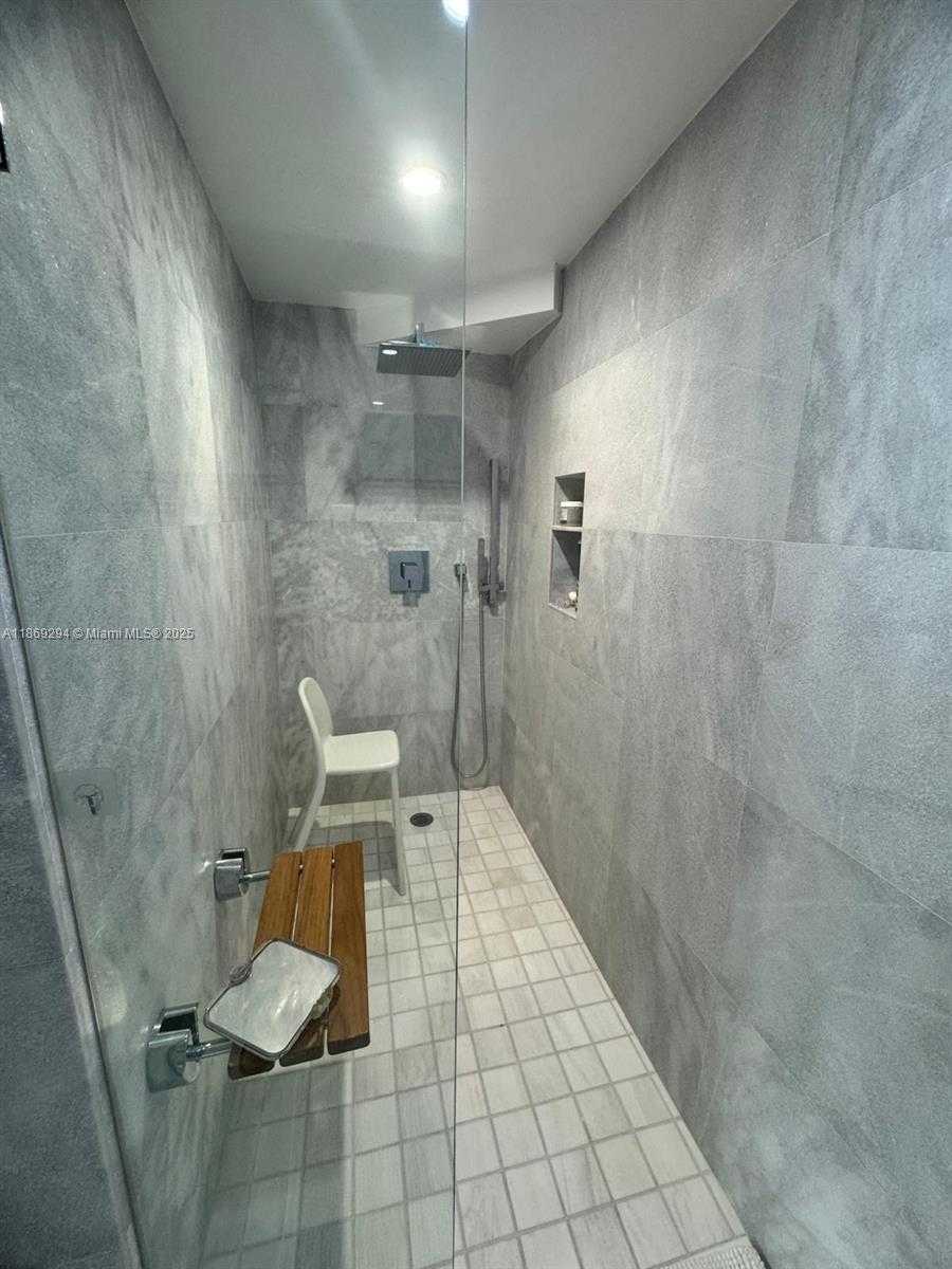 Small Image of 1865 BRICKELL AVE #A1501, Miami Number 13