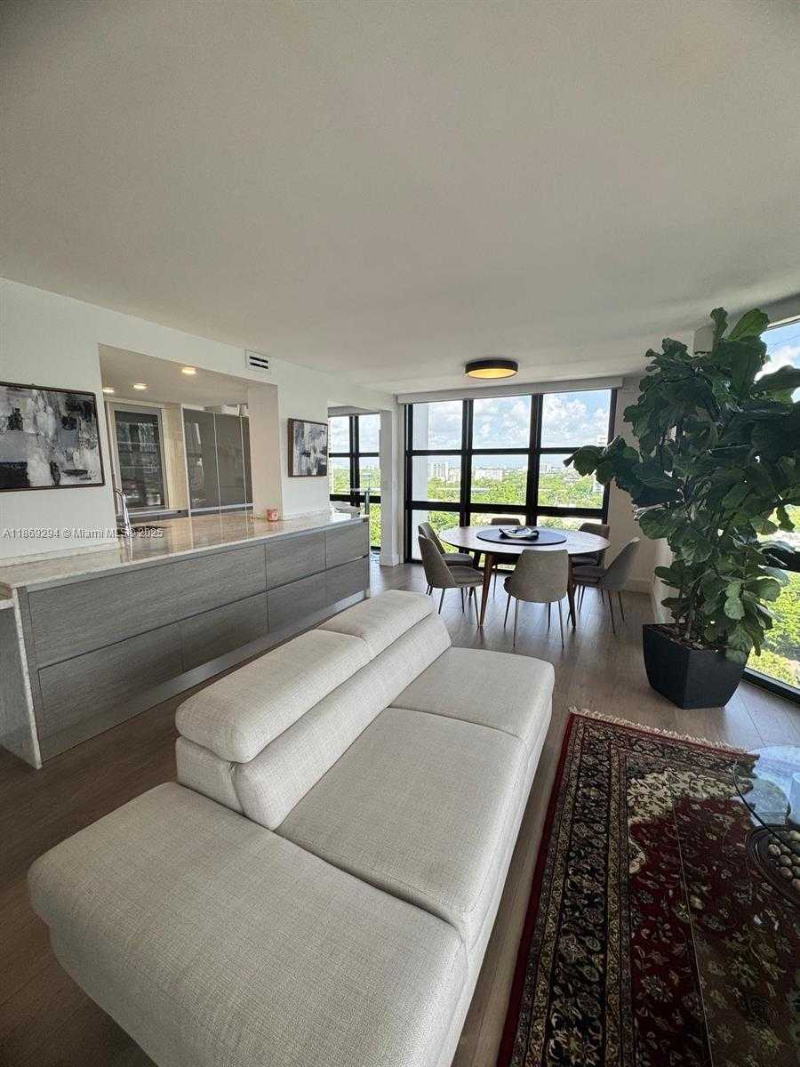 Small Image of 1865 BRICKELL AVE #A1501, Miami Number 9