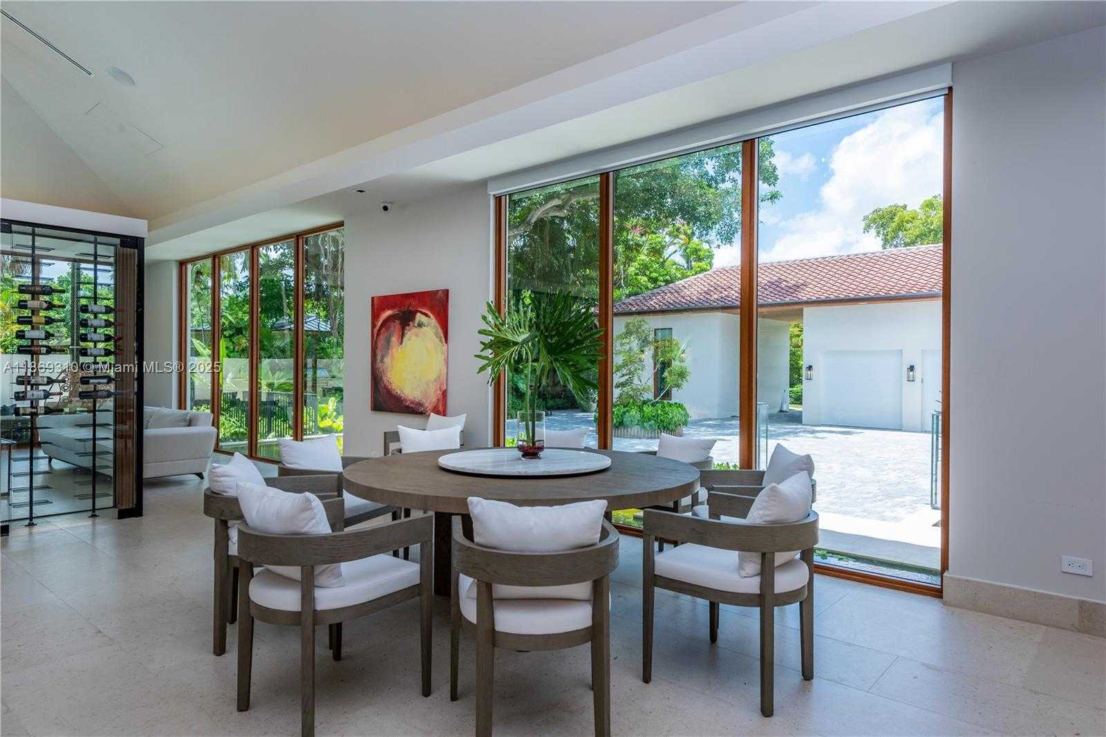 Small Image of 864 NORTH EAST 84TH ST, Miami Number 14