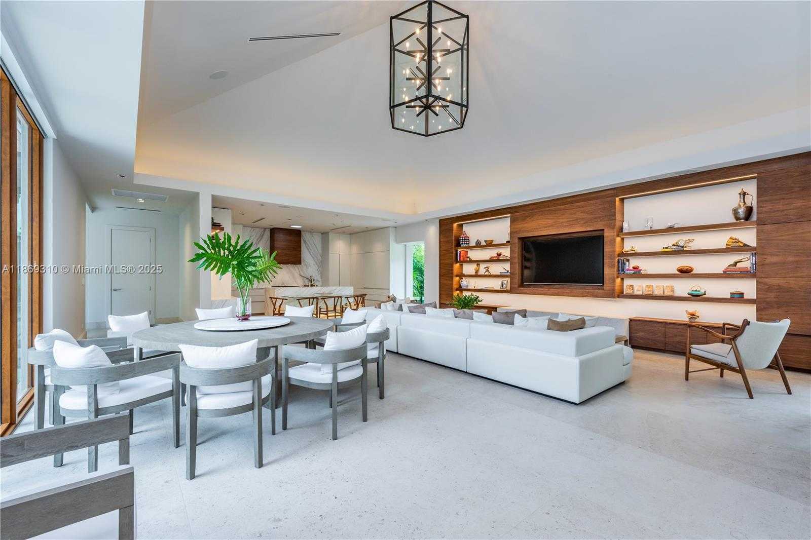 Small Image of 864 NORTH EAST 84TH ST, Miami Number 16