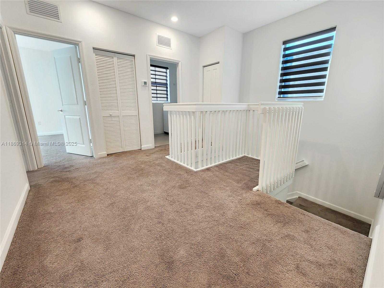 Small Image of 1401 SOUTH EAST 27TH TER, Homestead Number 14