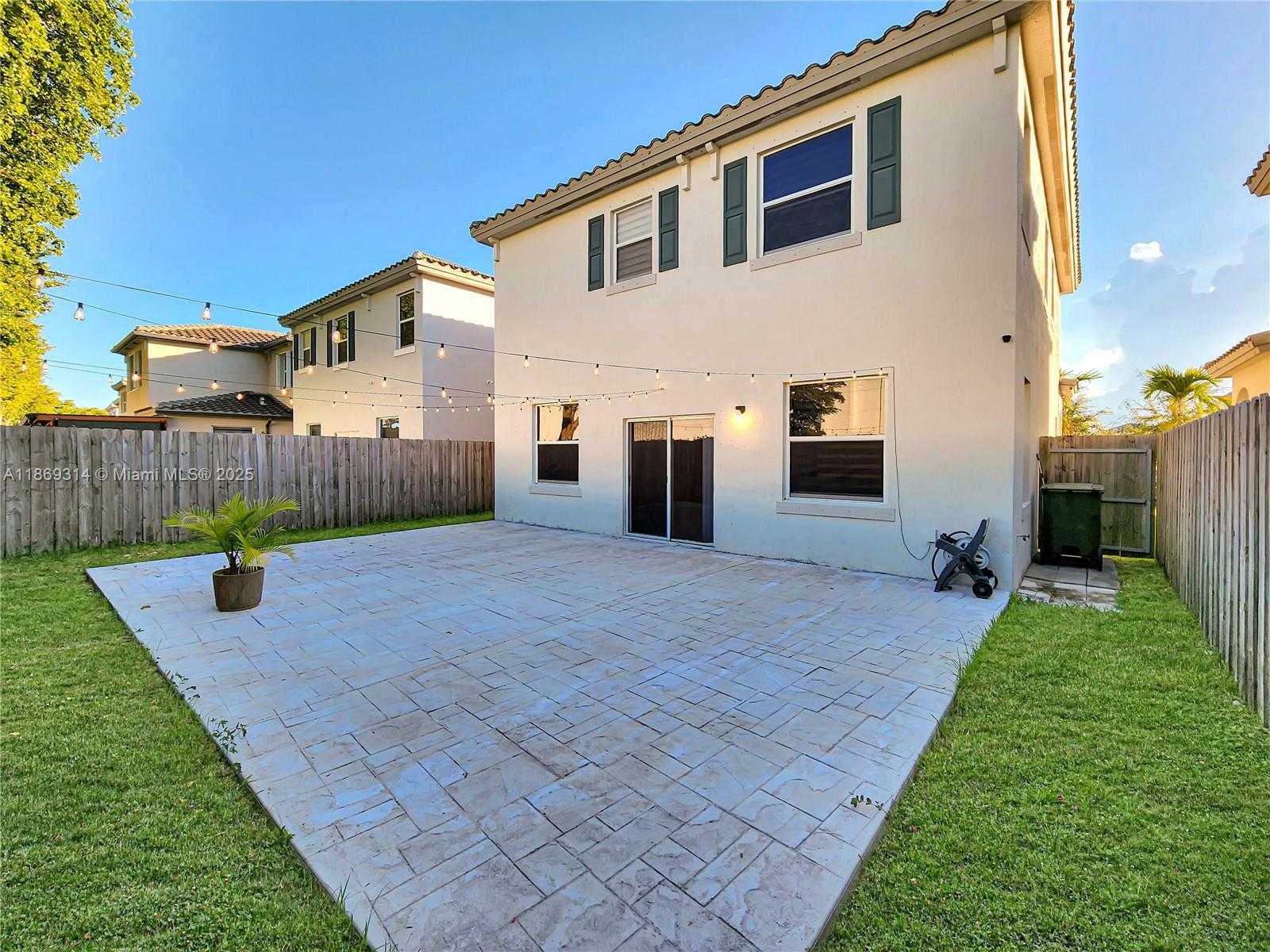Small Image of 1401 SOUTH EAST 27TH TER, Homestead Number 2