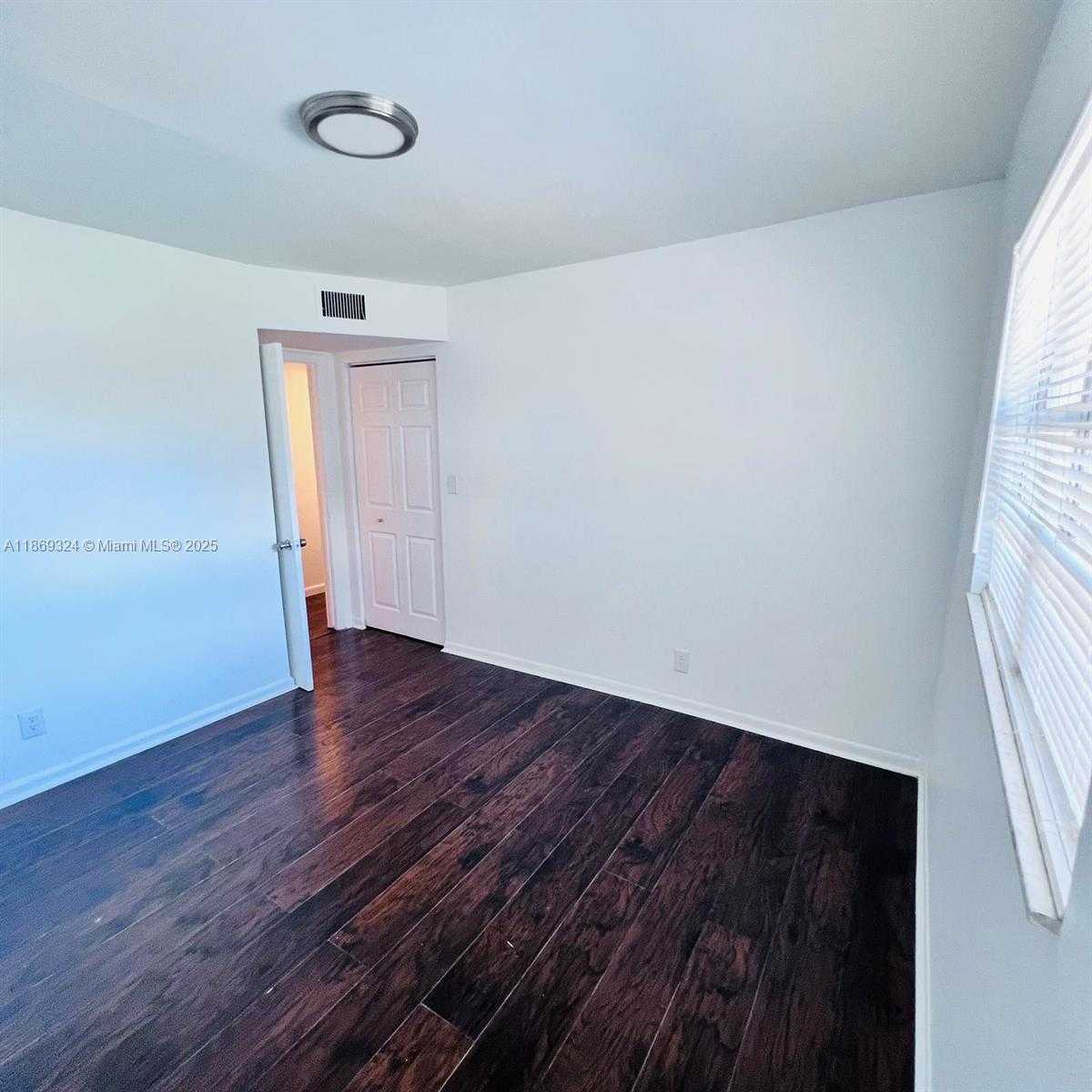 Small Image of 5721 BLUEBERRY CT #125, Lauderhill Number 21