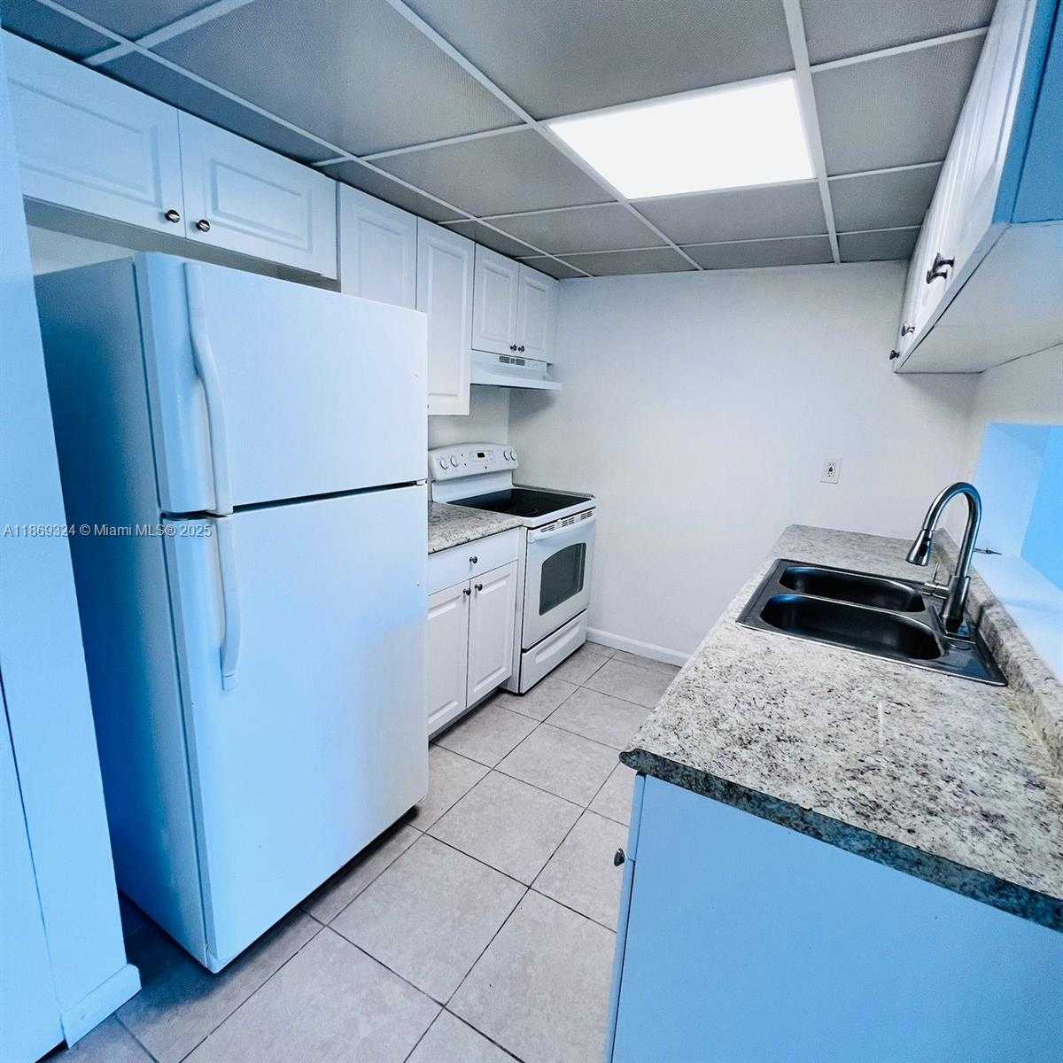 Small Image of 5721 BLUEBERRY CT #125, Lauderhill Number 8