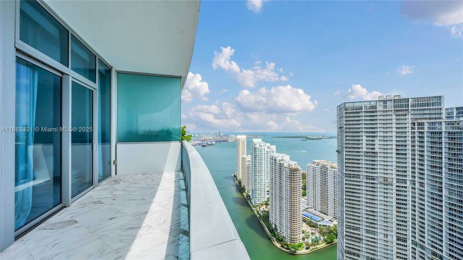 Small Image of 200 BISCAYNE BOULEVARD WAY #PH5402, Miami Number 13