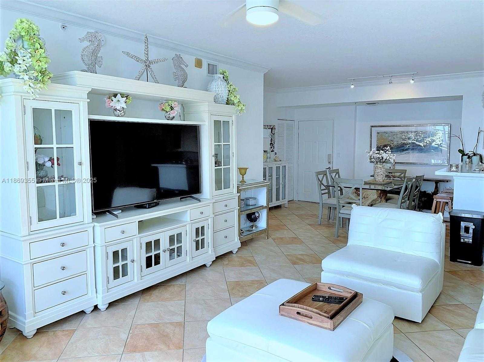 Small Image of 2080 SOUTH OCEAN DRIVE #PH3, Hallandale Beach Number 14