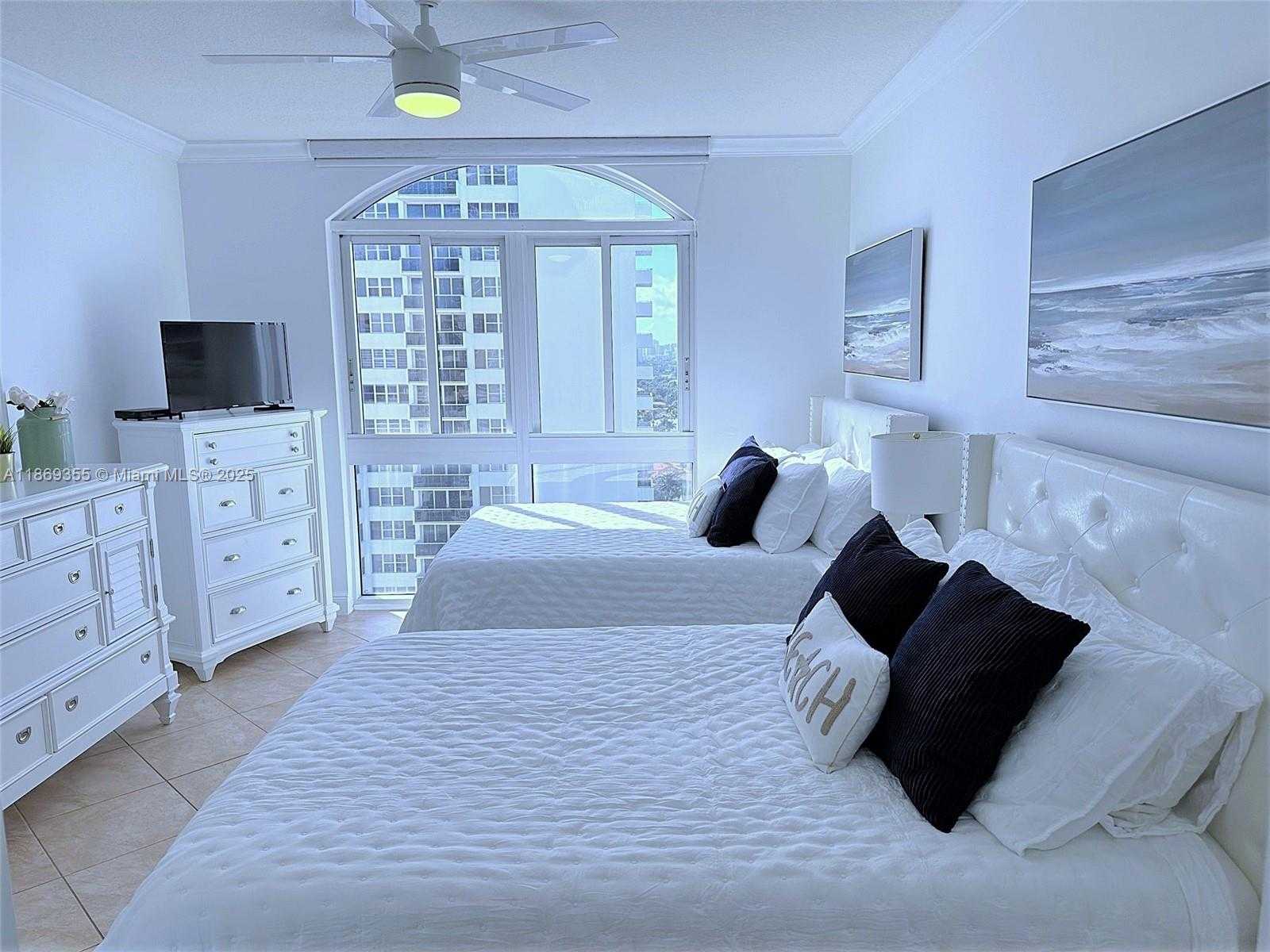 Small Image of 2080 SOUTH OCEAN DRIVE #PH3, Hallandale Beach Number 16