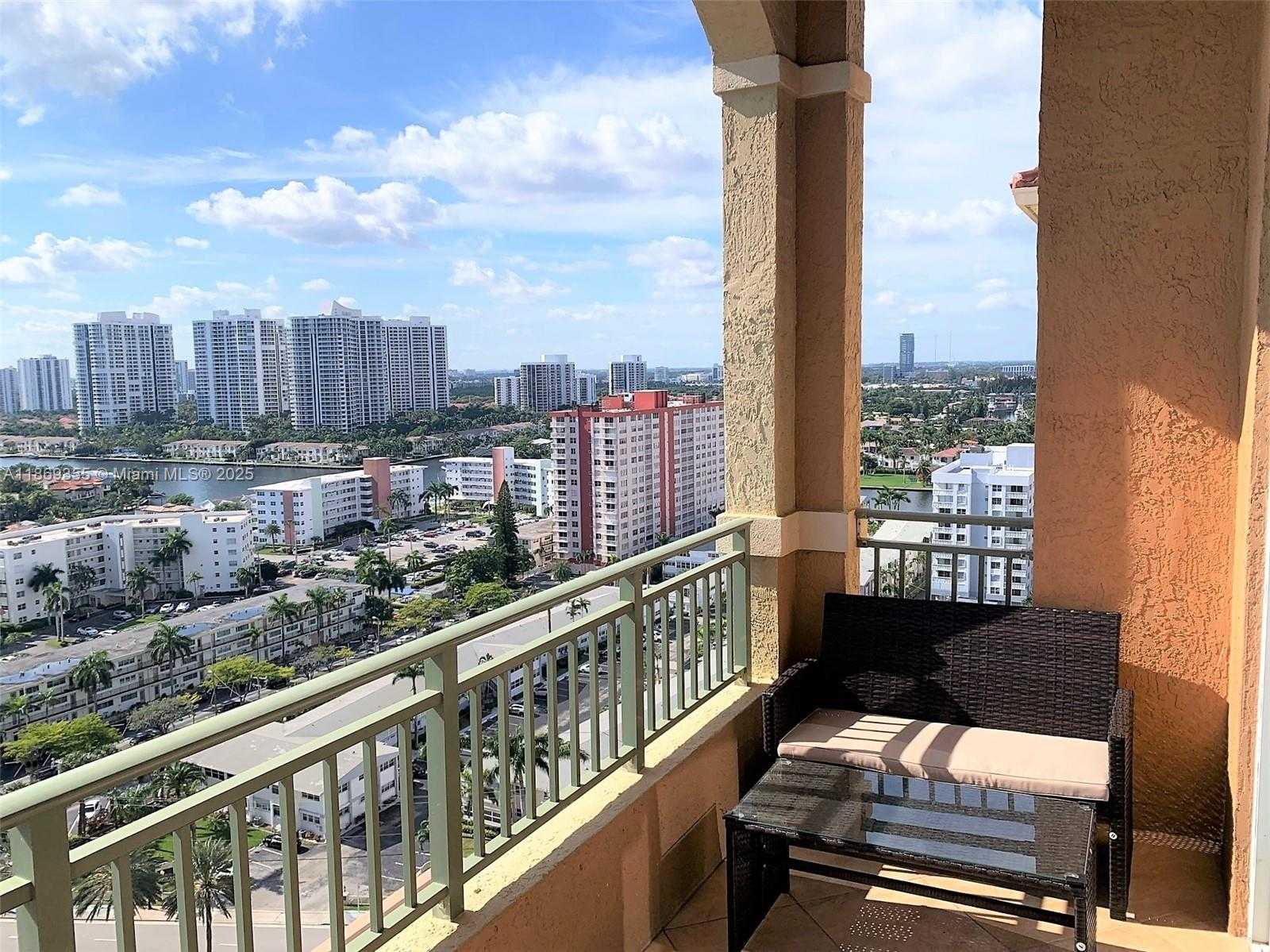 Small Image of 2080 SOUTH OCEAN DRIVE #PH3, Hallandale Beach Number 3