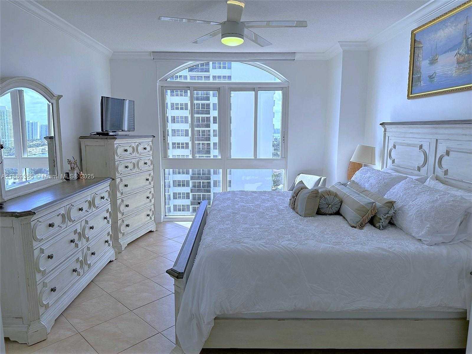 Small Image of 2080 SOUTH OCEAN DRIVE #PH3, Hallandale Beach Number 8