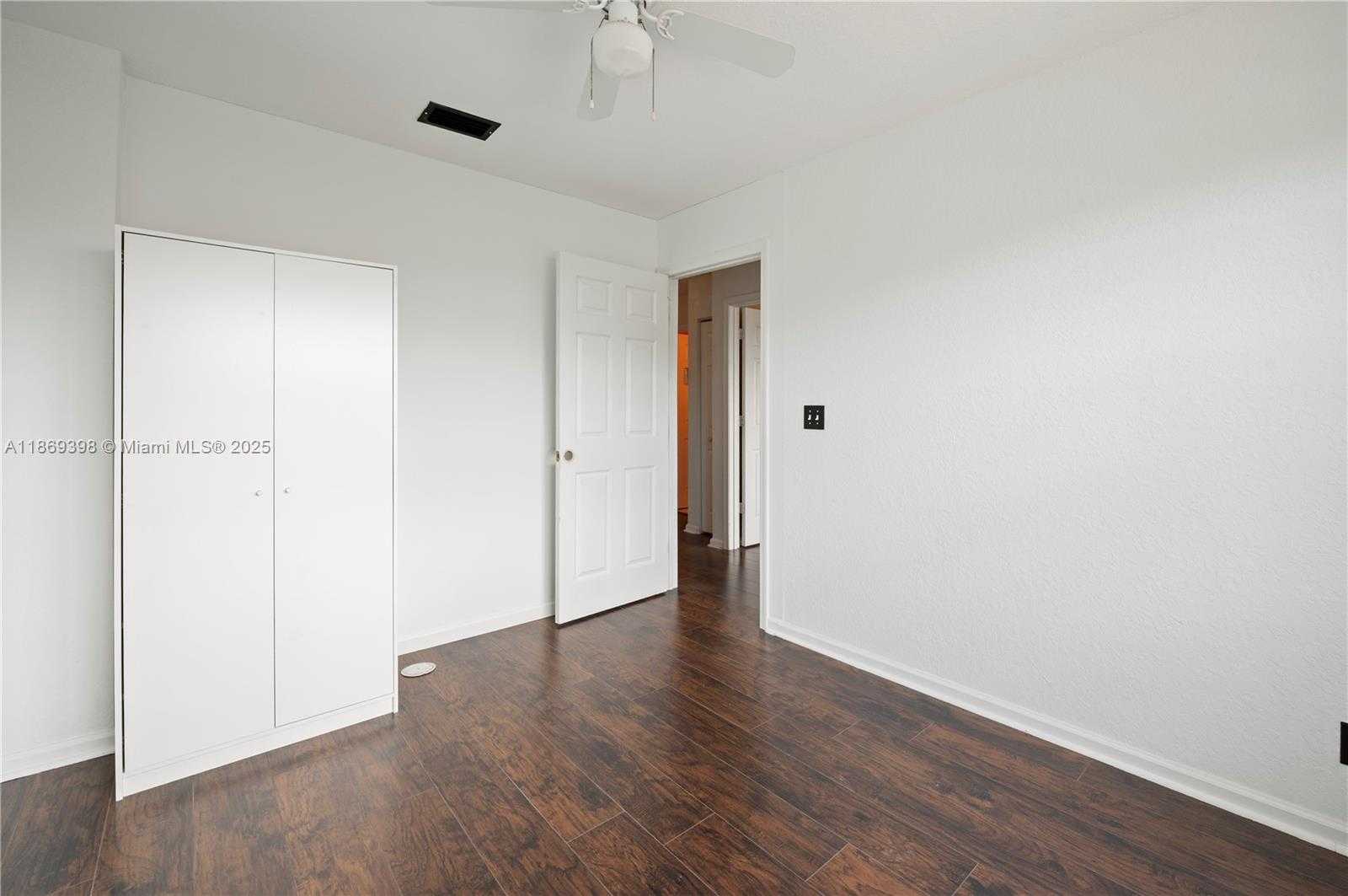 Small Image of 6714 NORTH WEST 39TH LN, Lauderhill Number 22