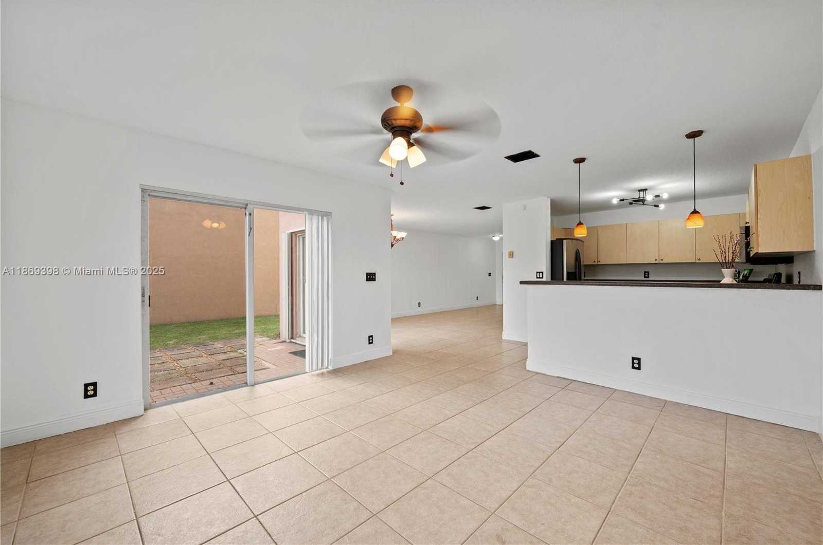 Small Image of 6714 NORTH WEST 39TH LN, Lauderhill Number 5