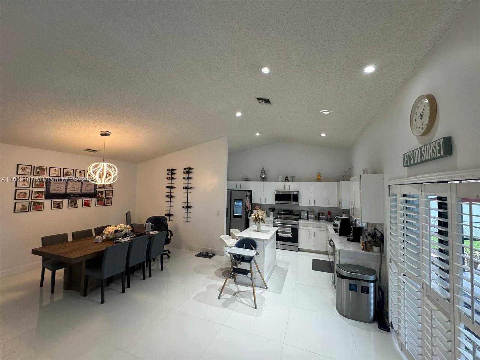 Small Image of 260 NORTH WEST 121ST TER #NA, Coral Springs Number 7