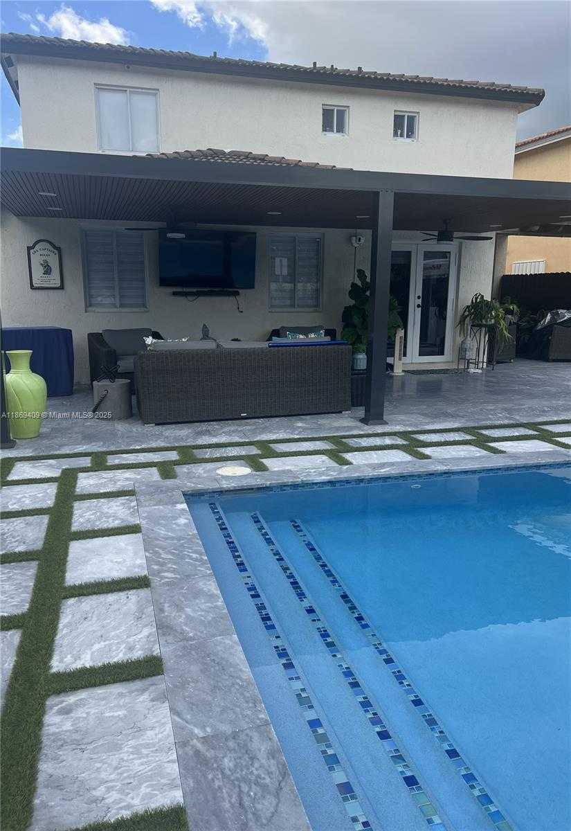 Small Image of 14965 SOUTH WEST 59TH ST, Miami Number 11