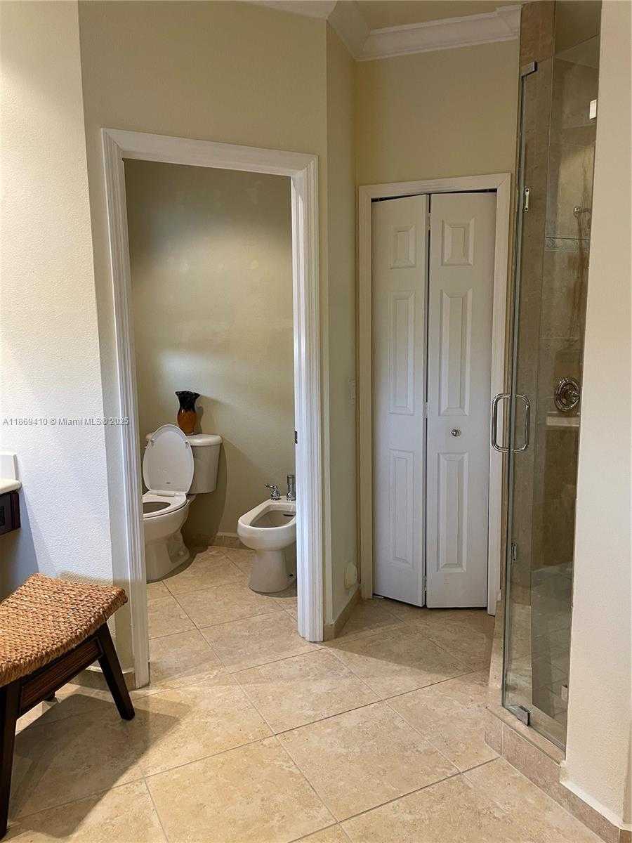 Small Image of 15471 SOUTH WEST 30TH ST, Miami Number 27