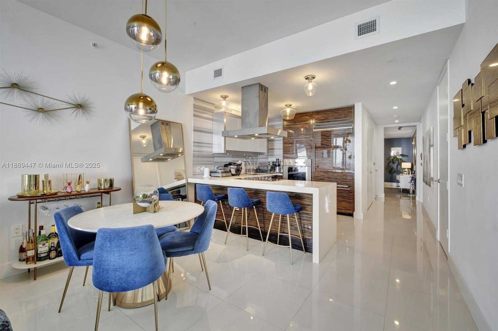 Small Image of 1100 BISCAYNE BLVD #4002, Miami Number 15