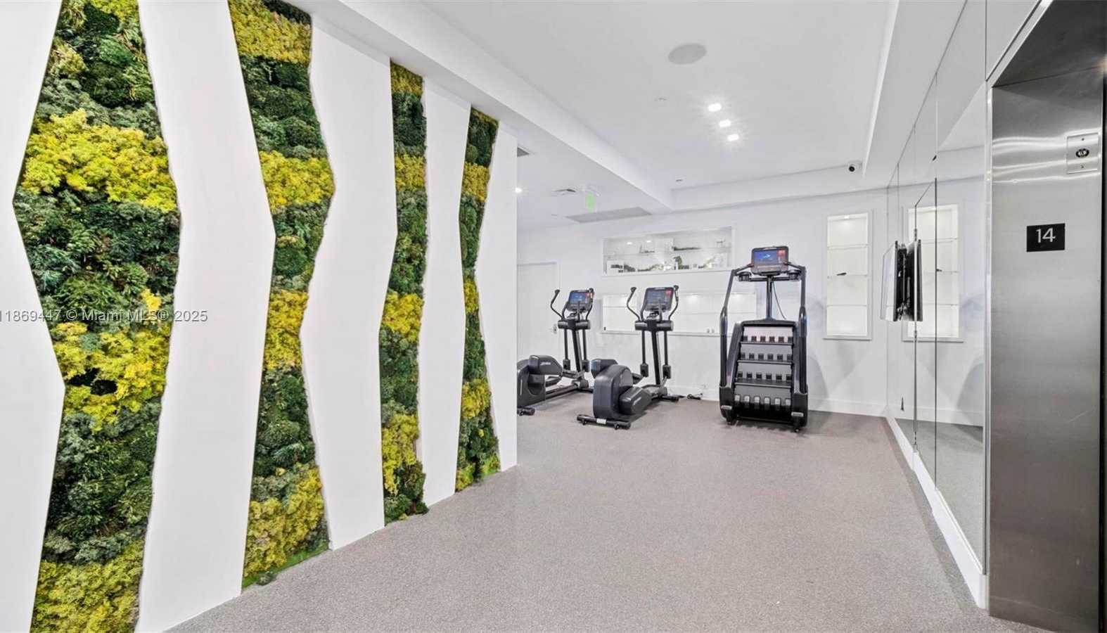 Small Image of 1100 BISCAYNE BLVD #4002, Miami Number 32