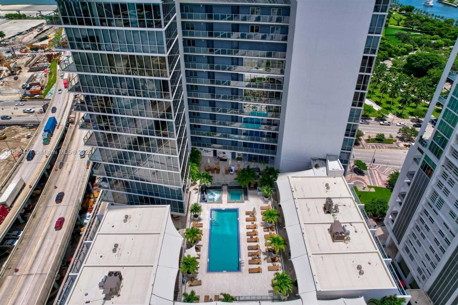 Small Image of 1100 BISCAYNE BLVD #4002, Miami Number 4
