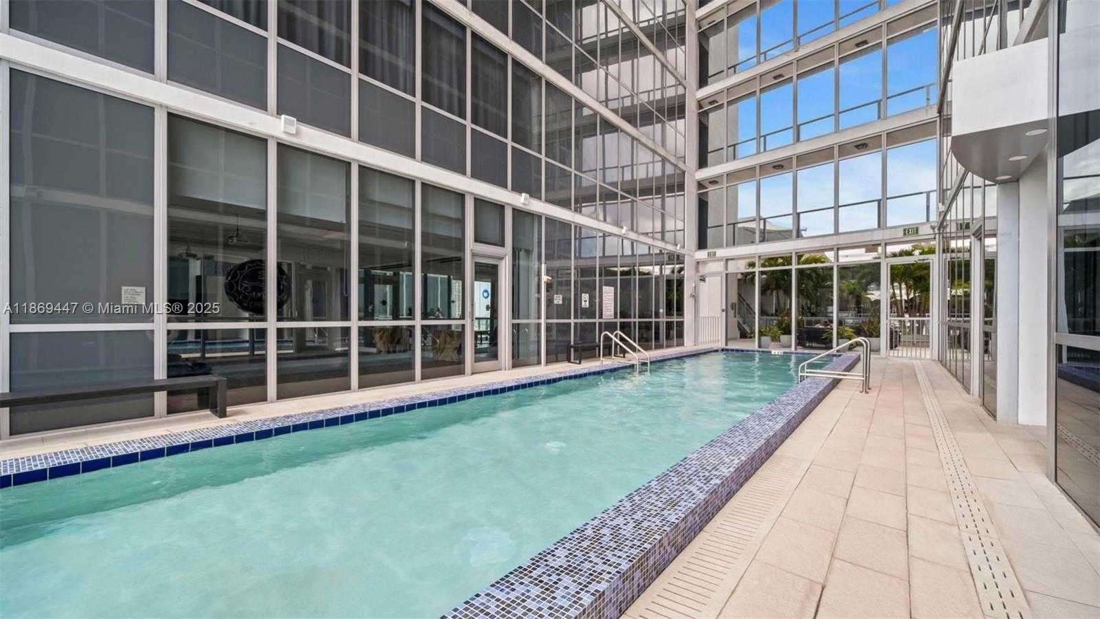 Small Image of 1100 BISCAYNE BLVD #4002, Miami Number 41