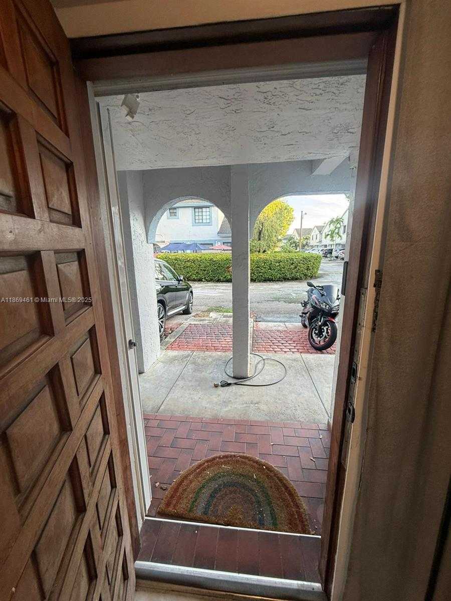 Imagen de Pequeño Objeto