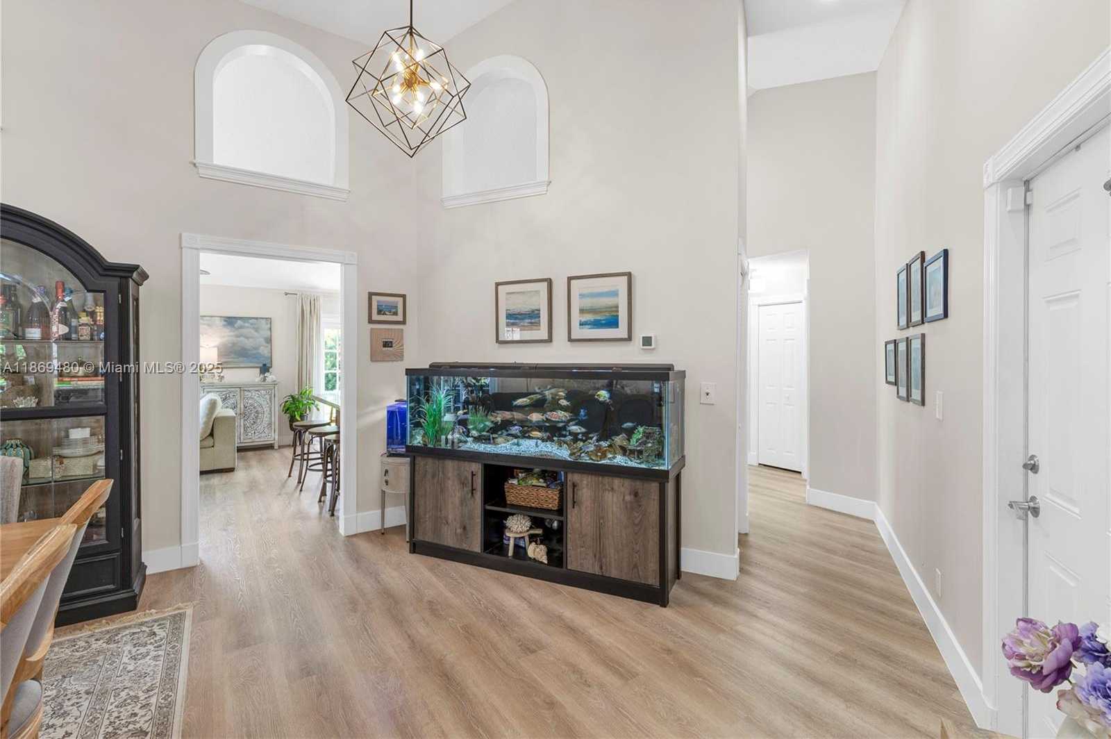 Small Image of 10900 NORTH WEST 18TH CT, Plantation Number 11