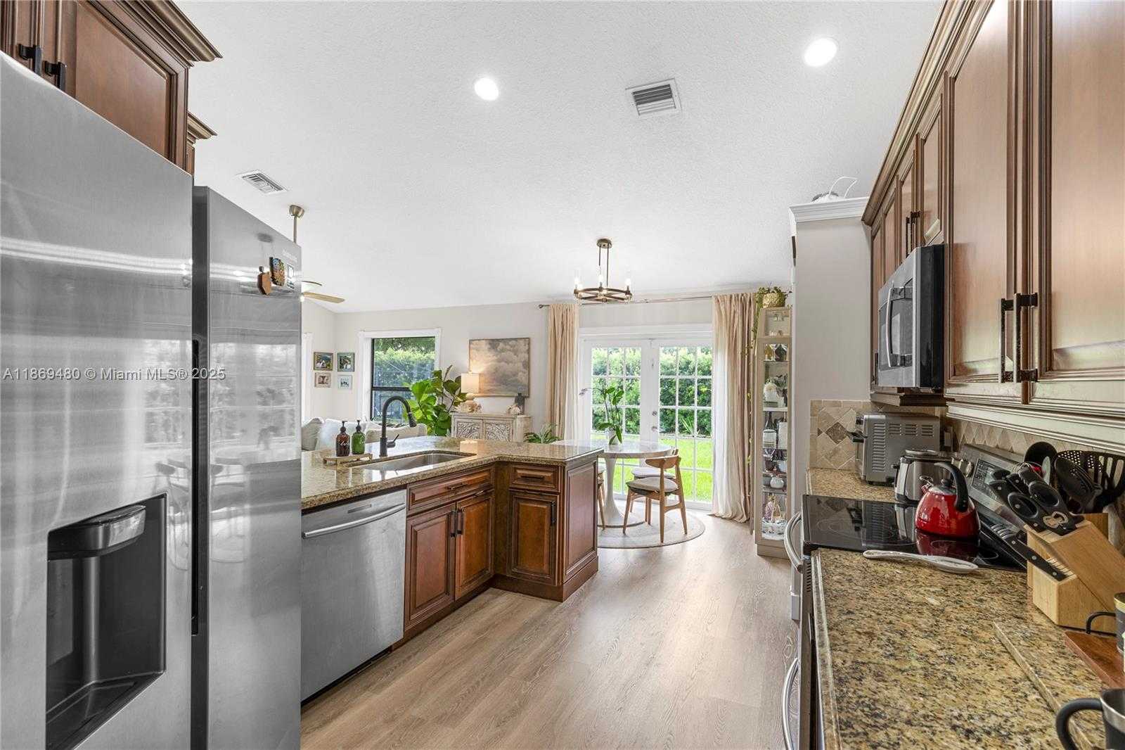 Small Image of 10900 NORTH WEST 18TH CT, Plantation Number 14