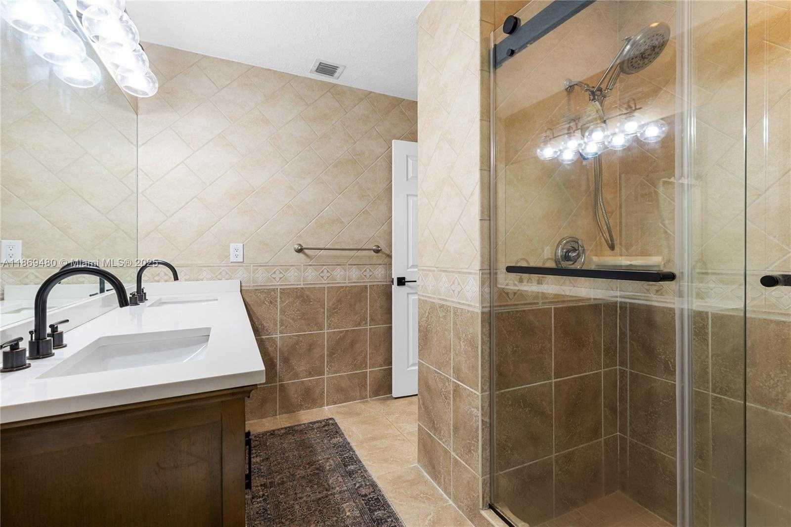 Small Image of 10900 NORTH WEST 18TH CT, Plantation Number 34