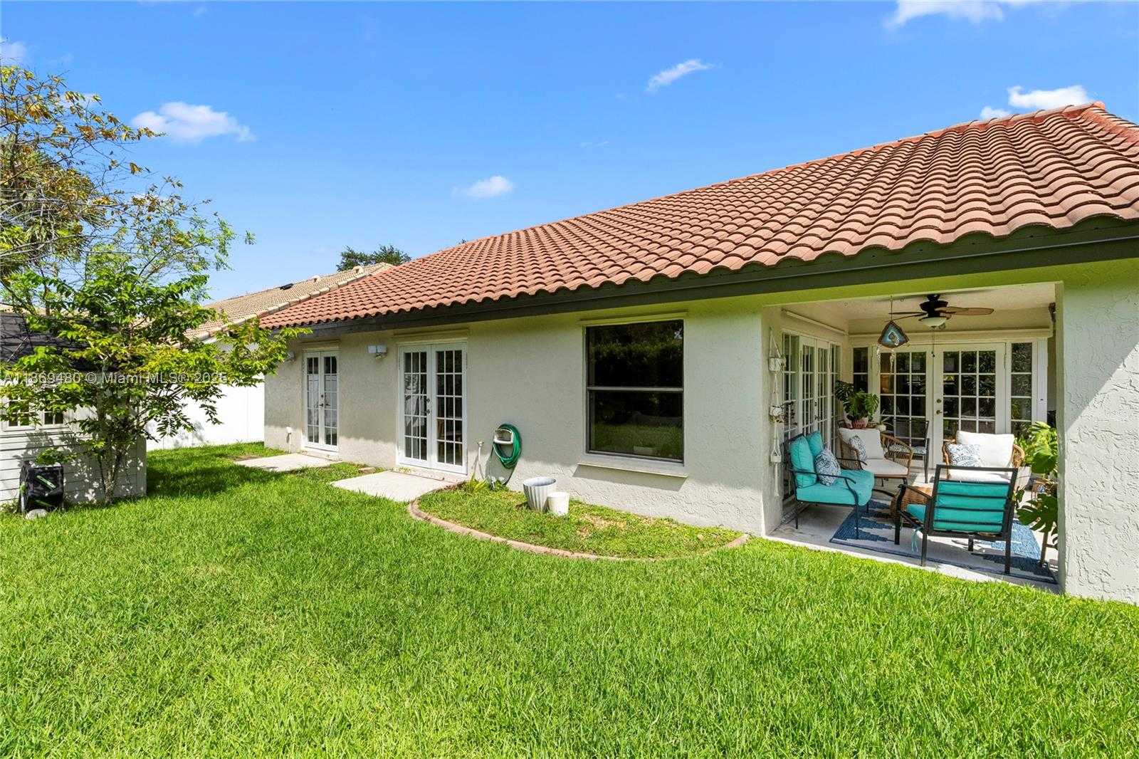 Small Image of 10900 NORTH WEST 18TH CT, Plantation Number 45