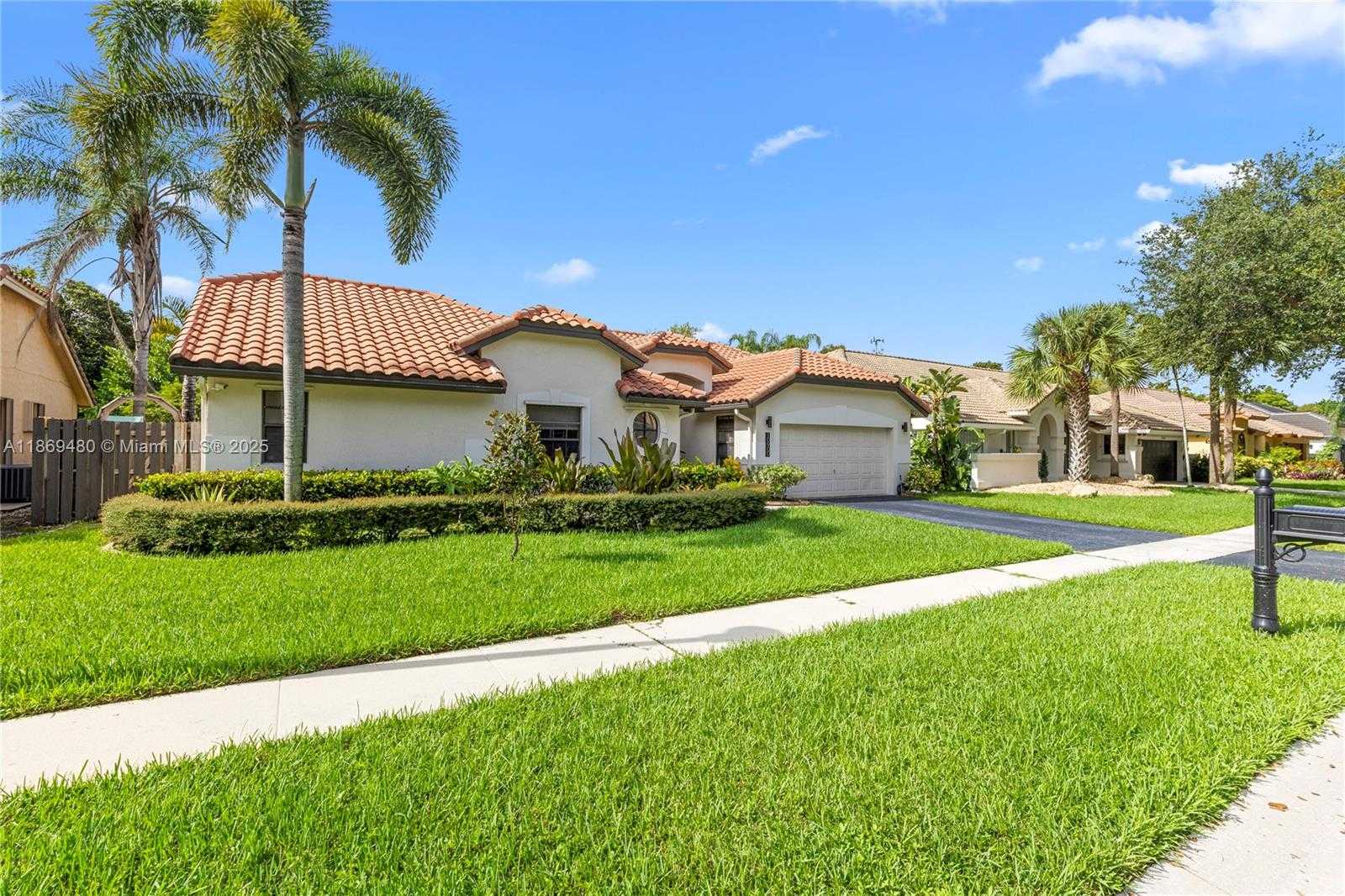 Small Image of 10900 NORTH WEST 18TH CT, Plantation Number 48