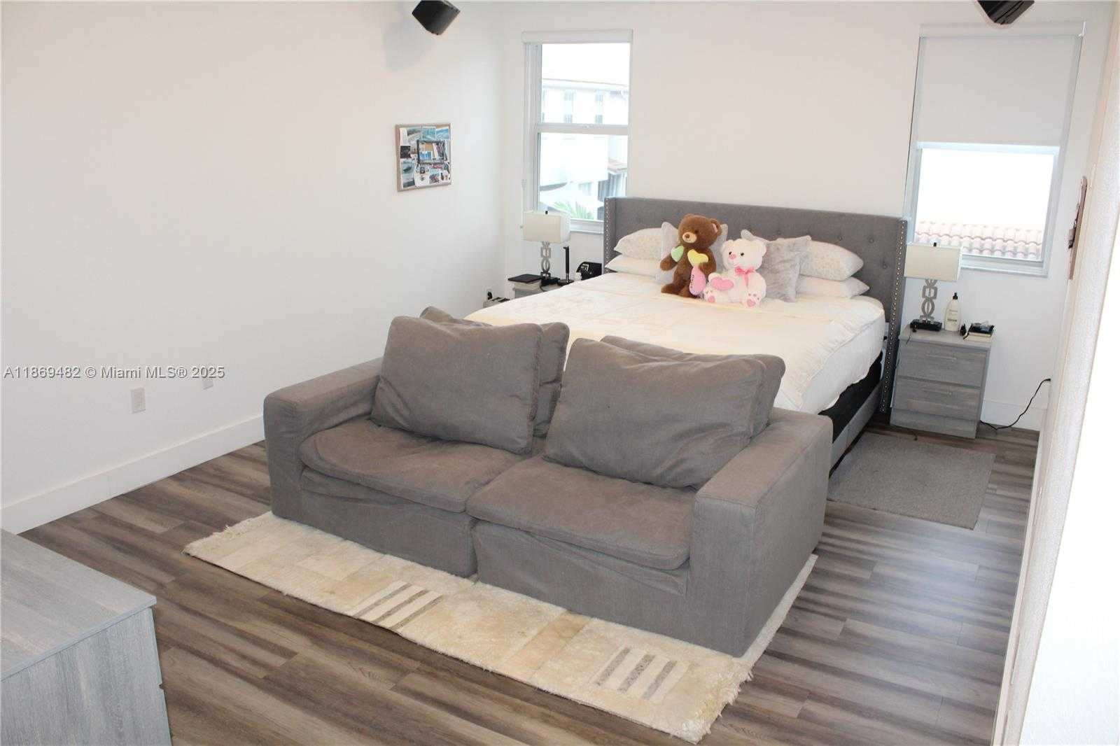 Small Image of 8415 NORTH WEST 108TH PL, Doral Number 14