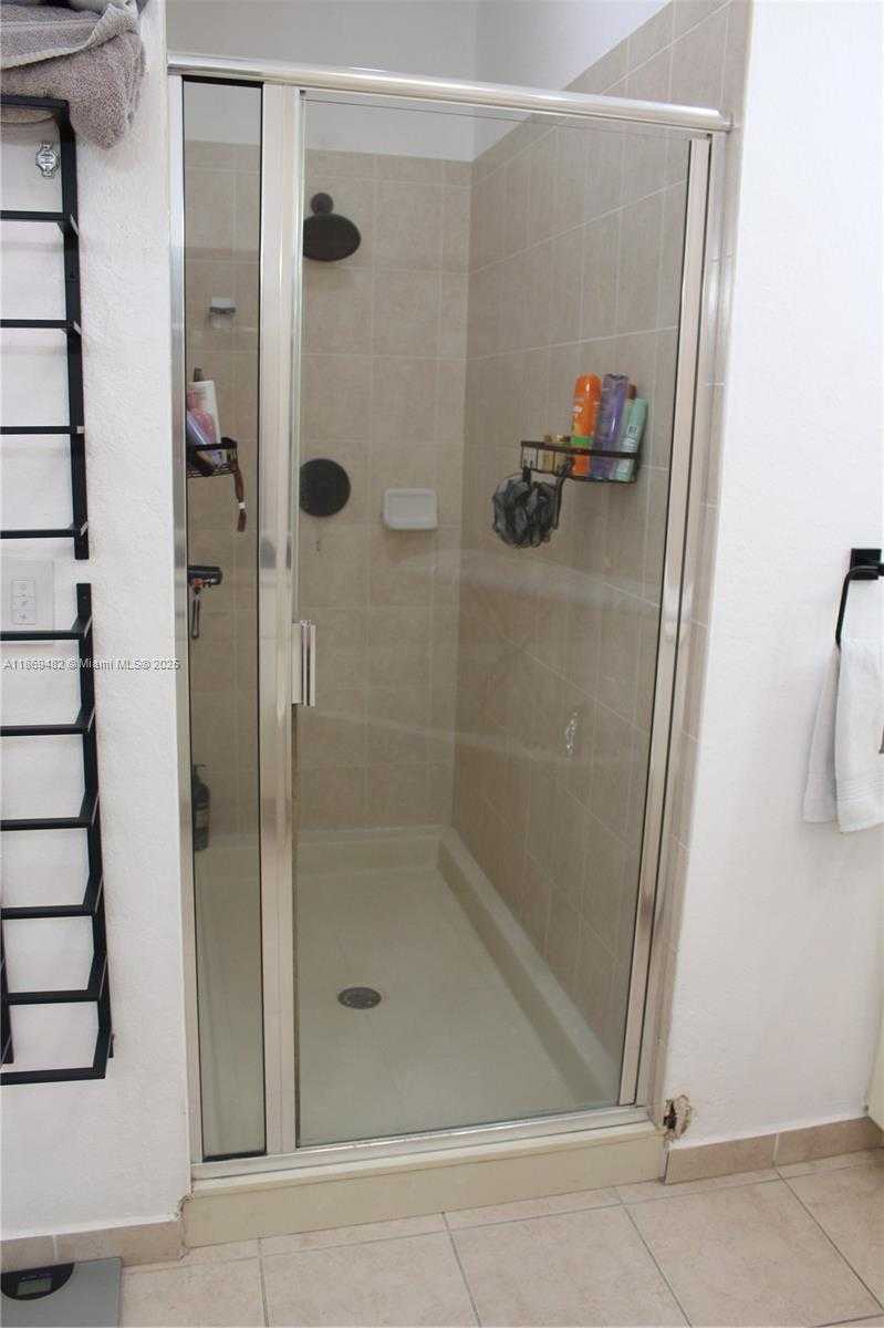 Small Image of 8415 NORTH WEST 108TH PL, Doral Number 17