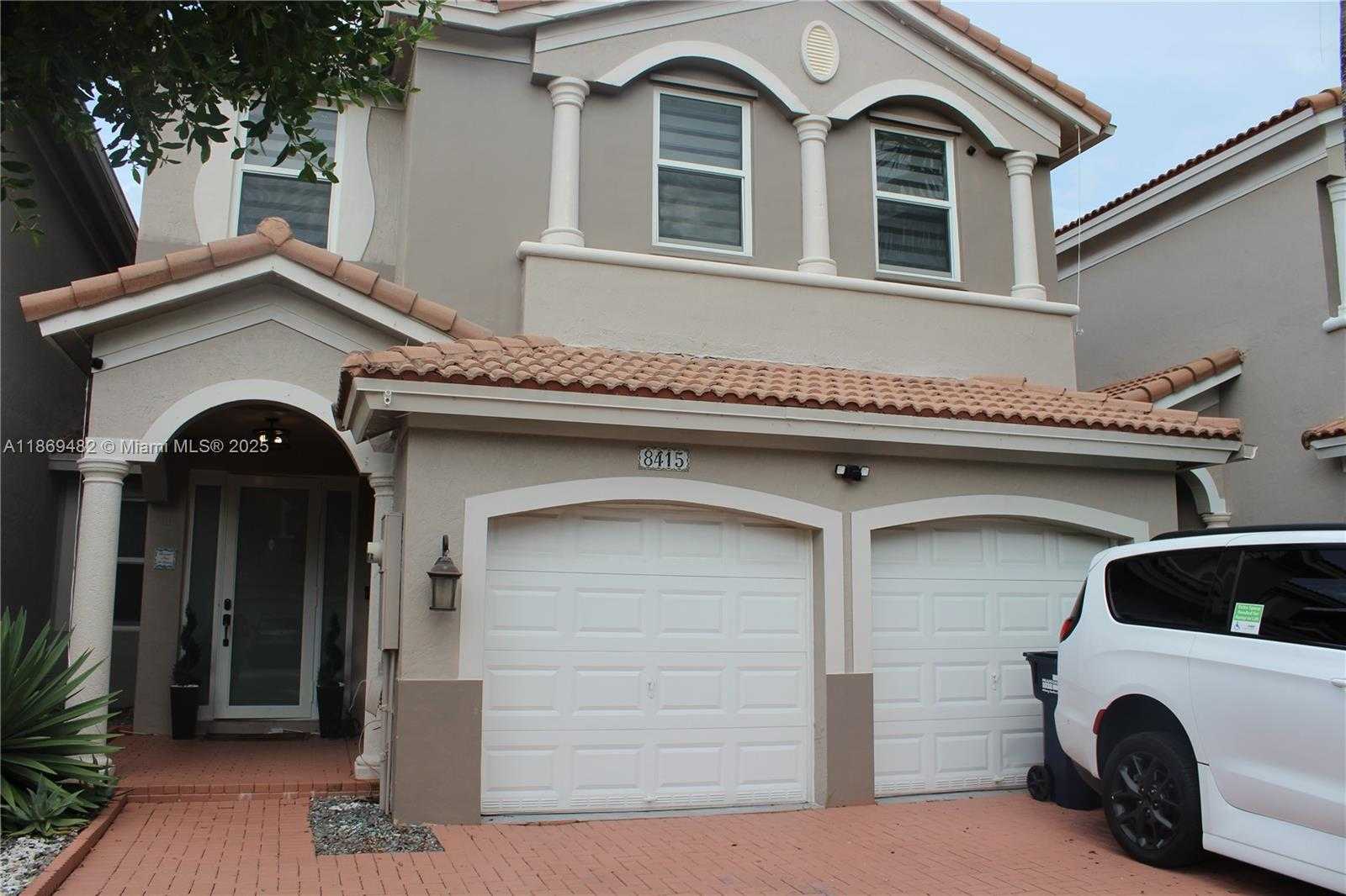 Small Image of 8415 NORTH WEST 108TH PL, Doral Number 2