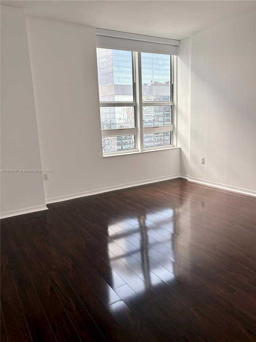 Small Image of 951 BRICKELL AVE #2509, Miami Number 10