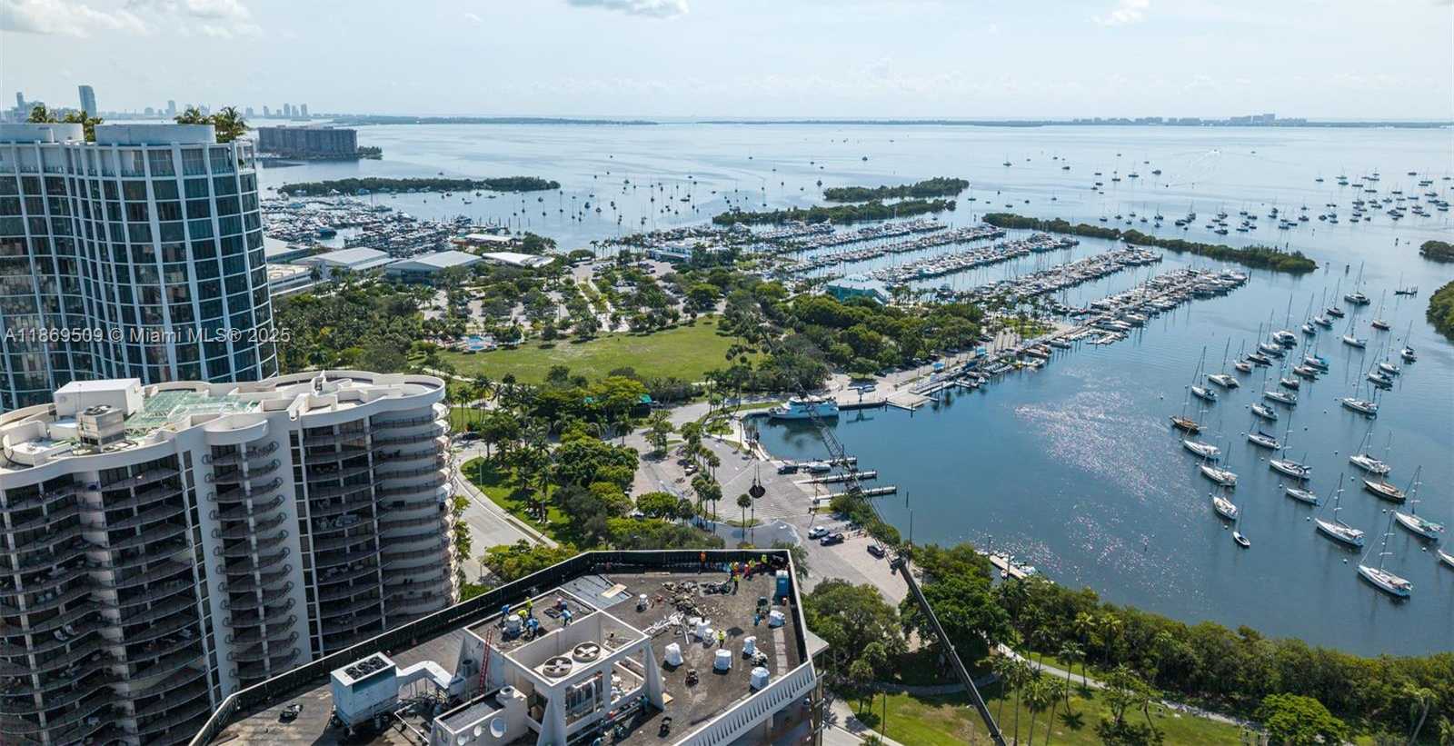 Small Image of 2951 SOUTH BAYSHORE DR #917, Miami Number 3