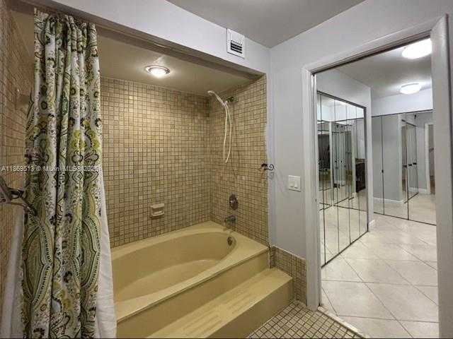 Small Image of 9735 NORTH WEST 52ND ST #117, Doral Number 14