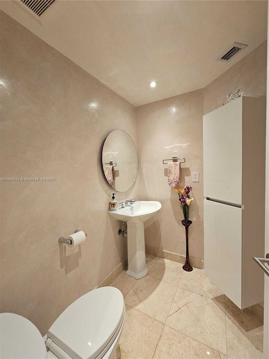Small Image of 3201 NORTH EAST 183RD ST #2607, Aventura Number 41