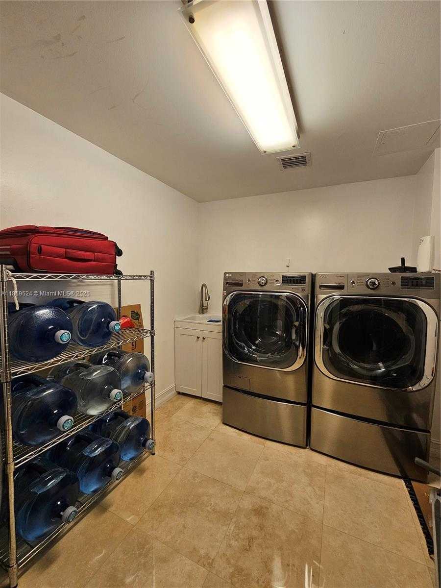 Small Image of 3201 NORTH EAST 183RD ST #2607, Aventura Number 42