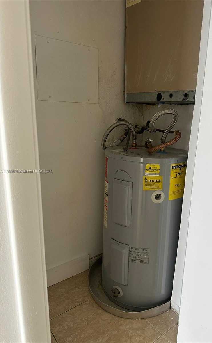 Small Image of 2999 POINT EAST DR #C412, Aventura Number 23