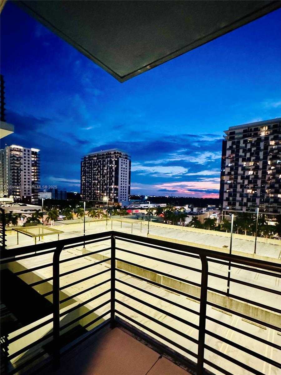 Small Image of 5350 NORTH WEST 84TH AVE #610, Doral Number 13