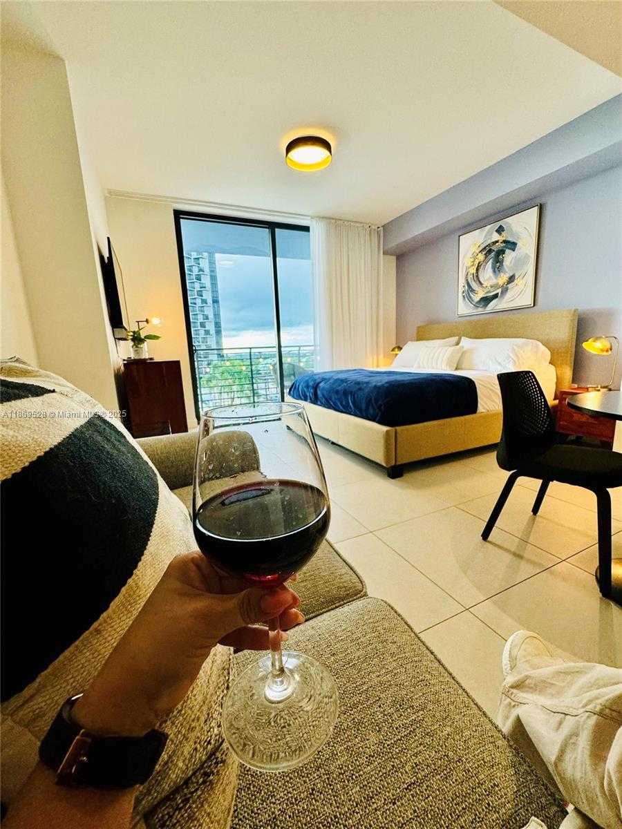 Small Image of 5350 NORTH WEST 84TH AVE #610, Doral Number 4
