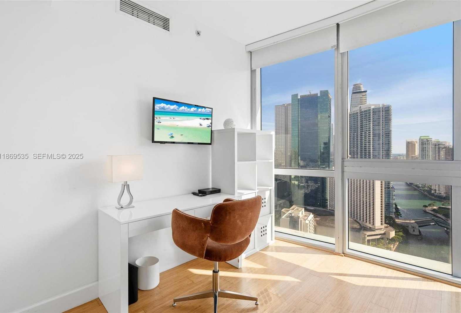 Small Image of 350 SOUTH MIAMI AVE #3501, Miami Number 22