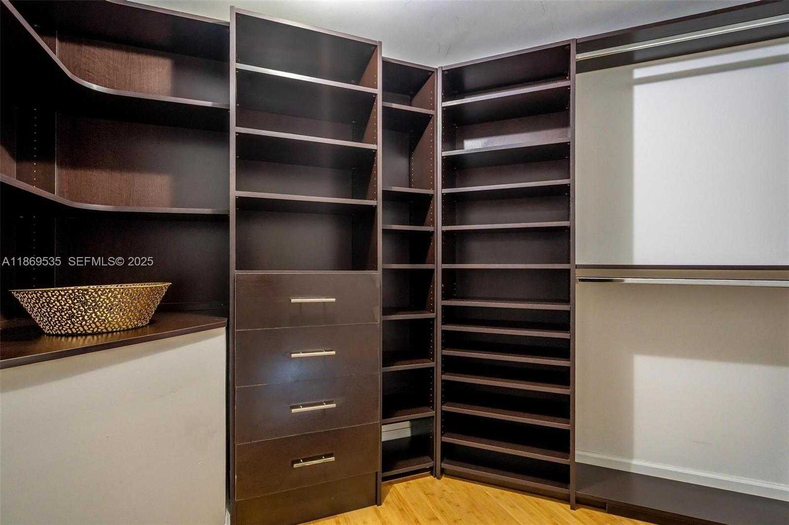 Small Image of 350 SOUTH MIAMI AVE #3501, Miami Number 27