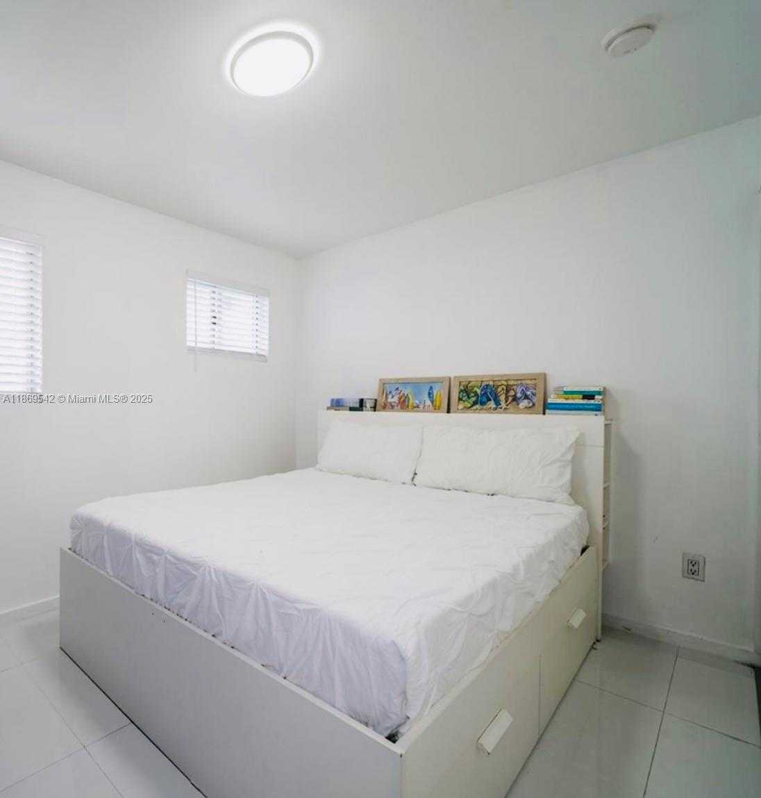 Small Image of 801 15TH ST #204, Miami Beach Number 9