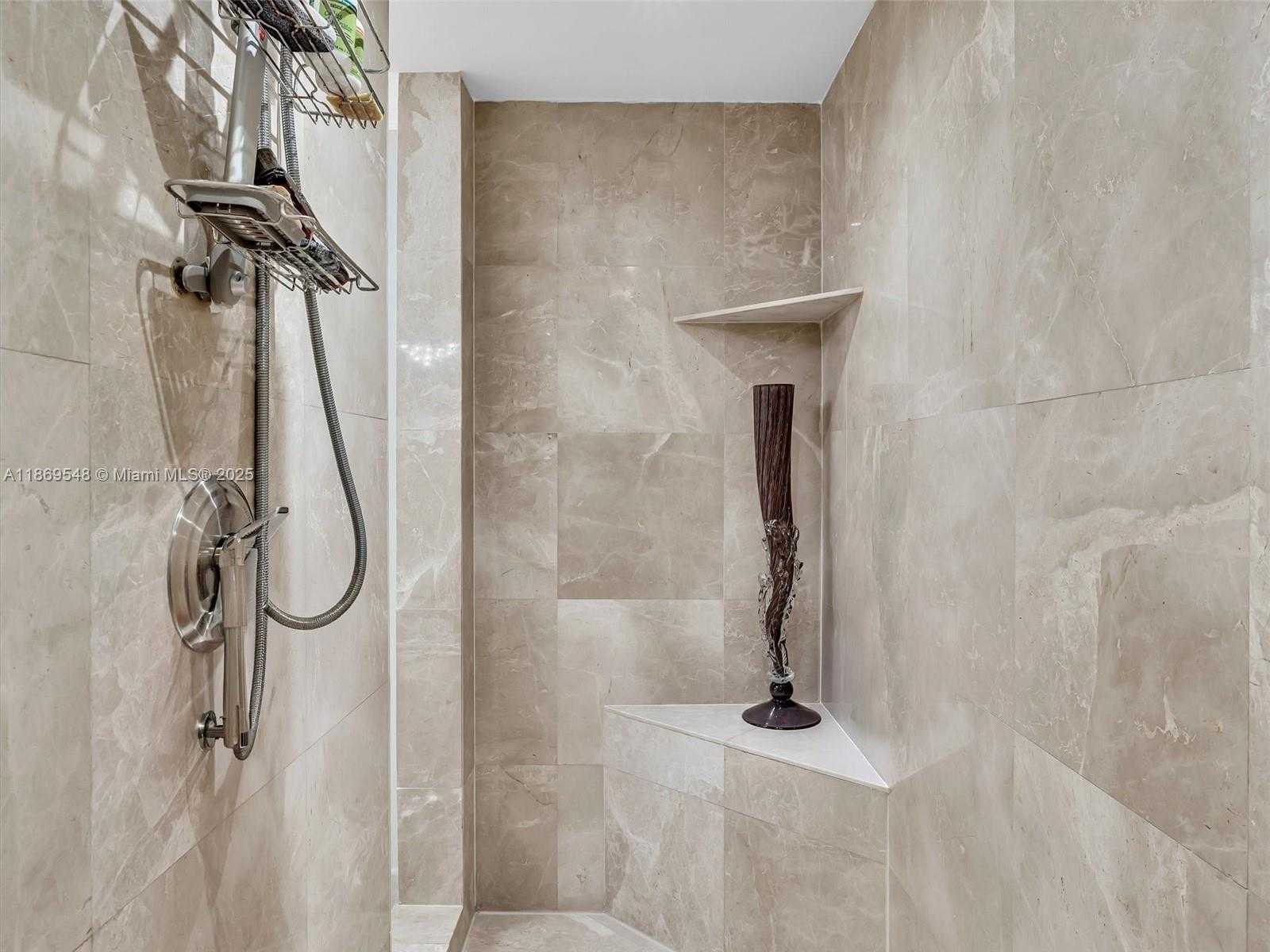 Small Image of 3301 NORTH EAST 183RD ST #2107, Aventura Number 23