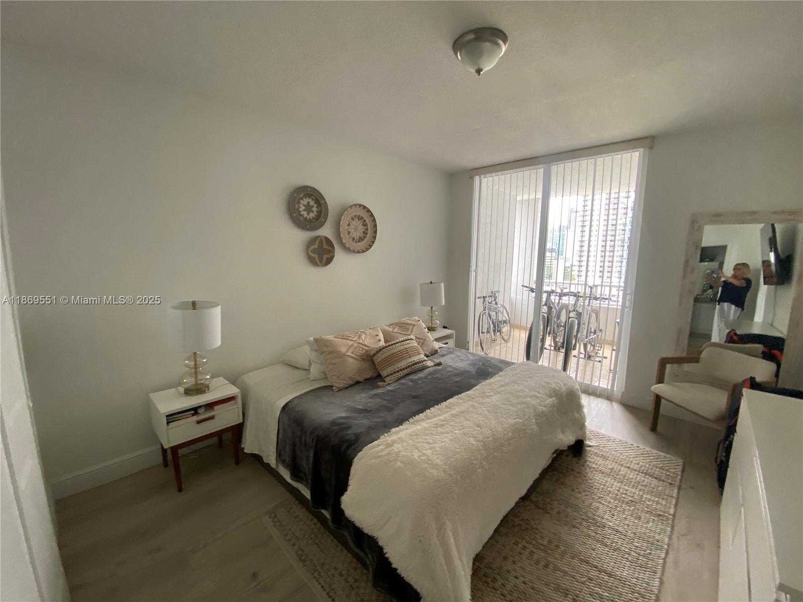 Small Image of 170 SOUTH EAST 14TH ST #1908, Miami Number 11