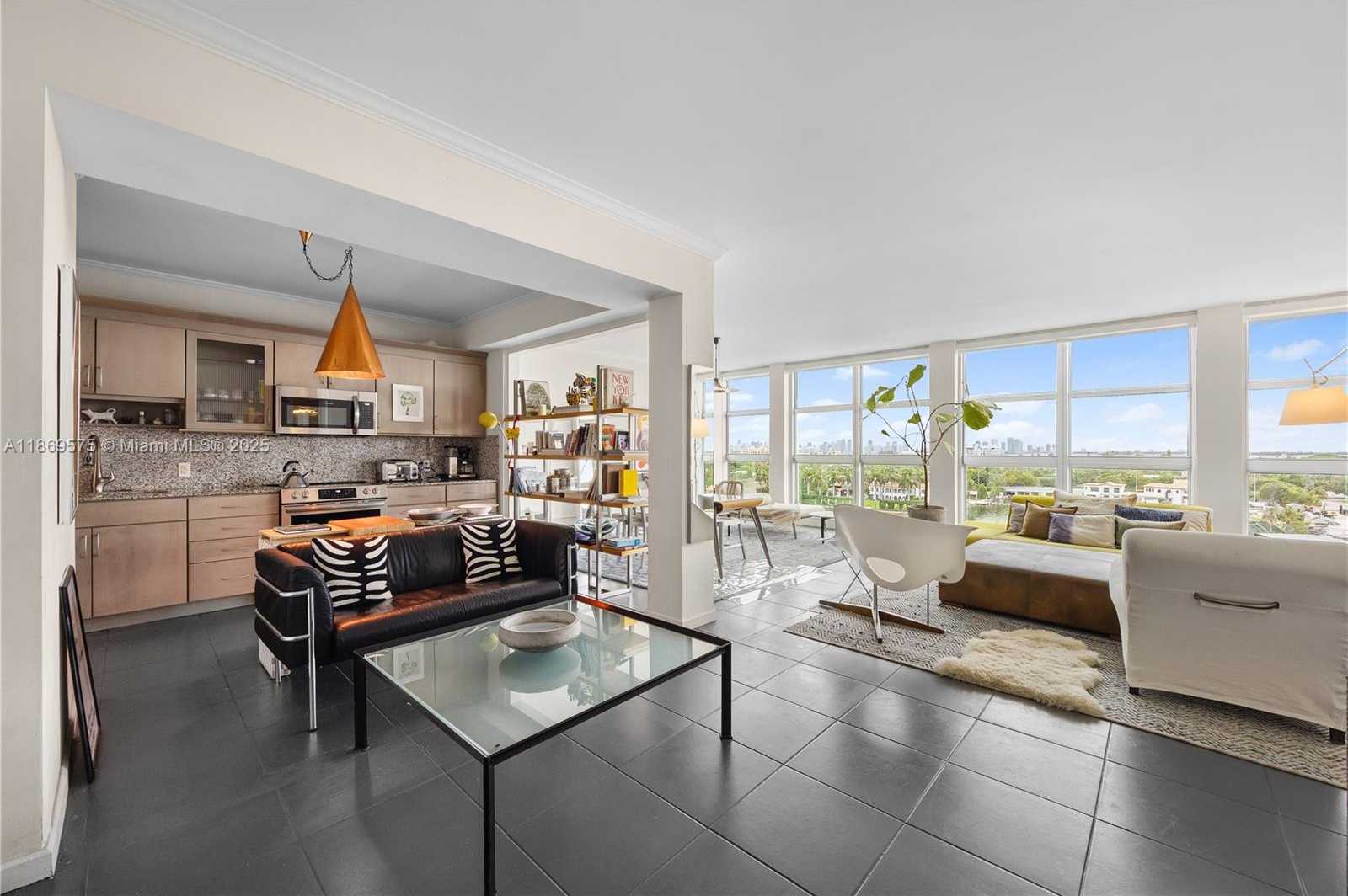 Small Image of 5055 COLLINS AVE #9K, Miami Beach Number 8