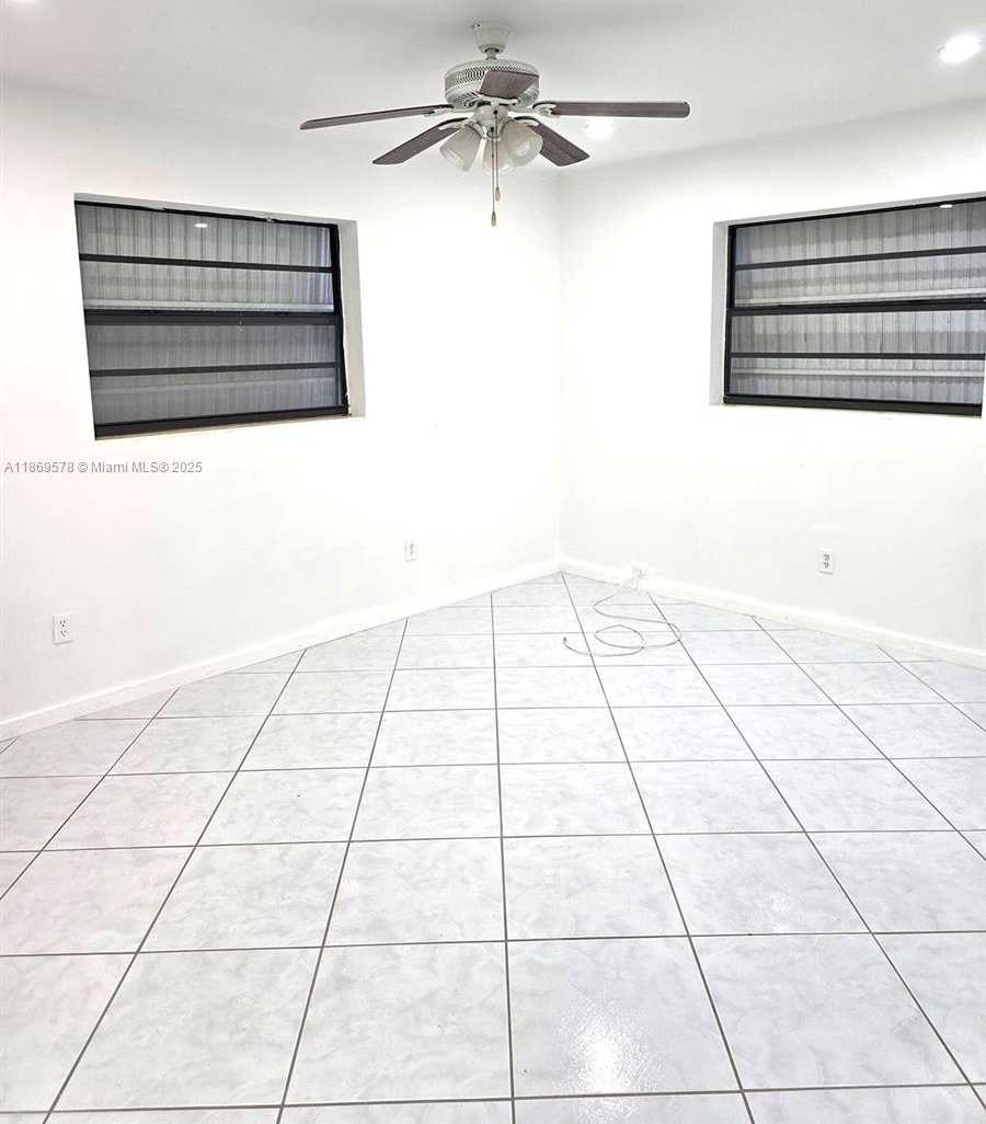 Small Image of 2911 NORTH EAST 9TH AVE, Pompano Beach Number 10
